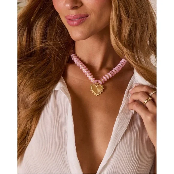 Pink/Gold Beaded Heart Necklace - Picture 5 of 5